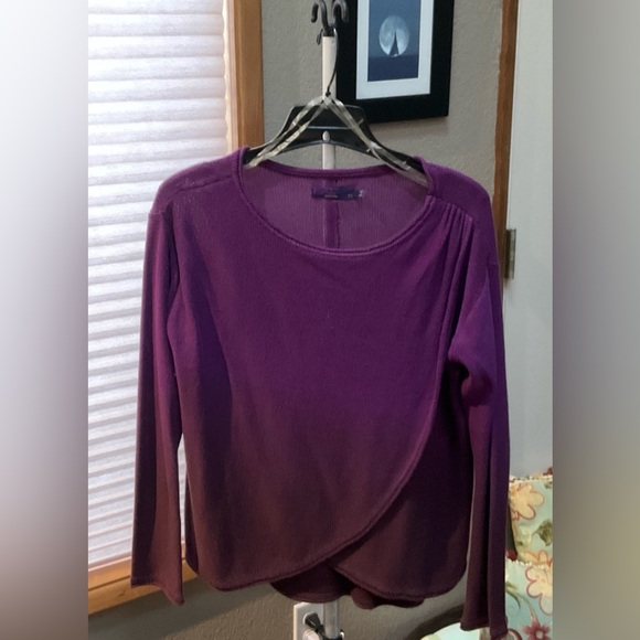 Prana Sweater - Picture 1 of 2